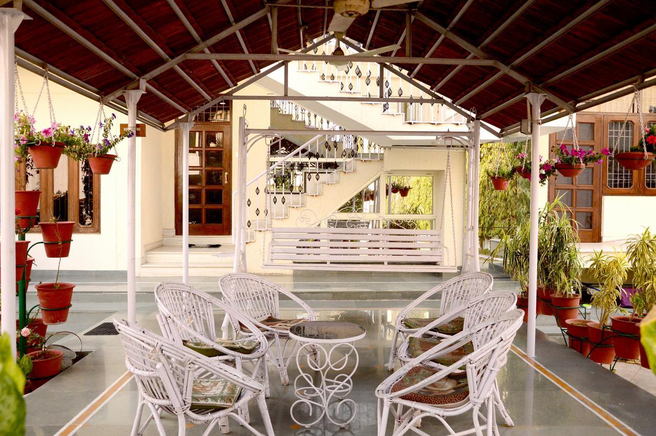 Hotel Sukhvilas Jaipur Dış mekan fotoğraf